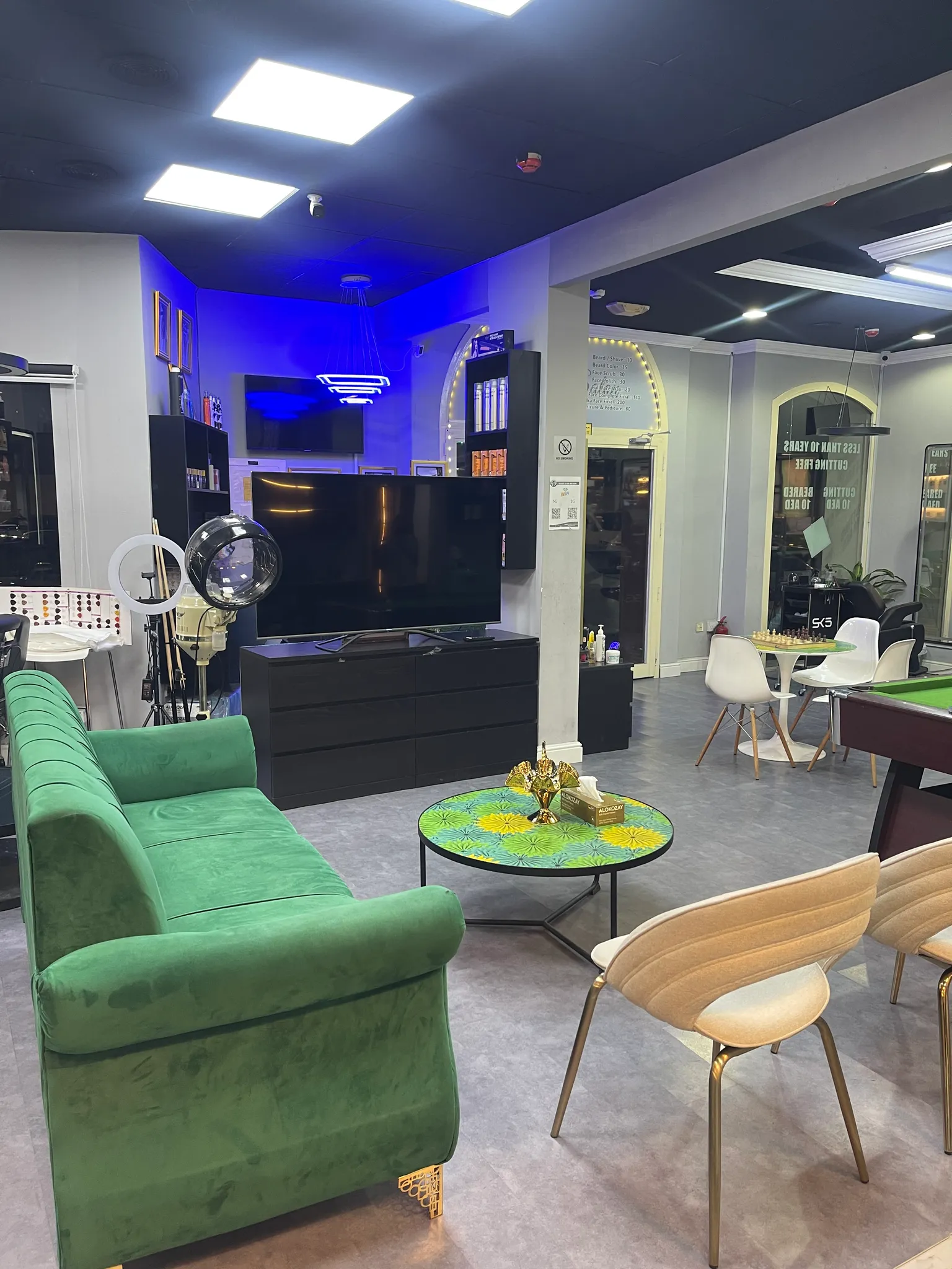 Beauty Salon for Sale - International City