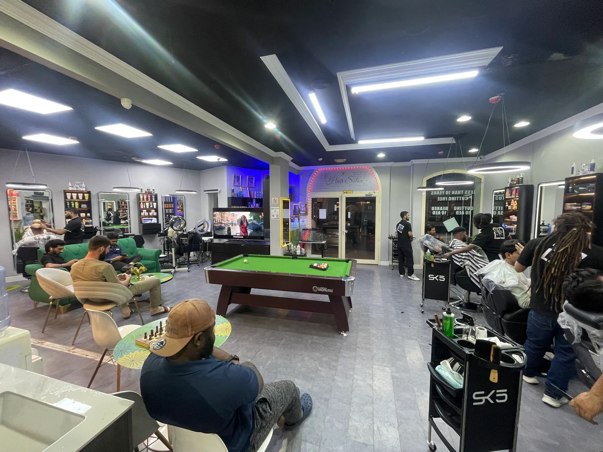 Beauty Salon for Sale - International City